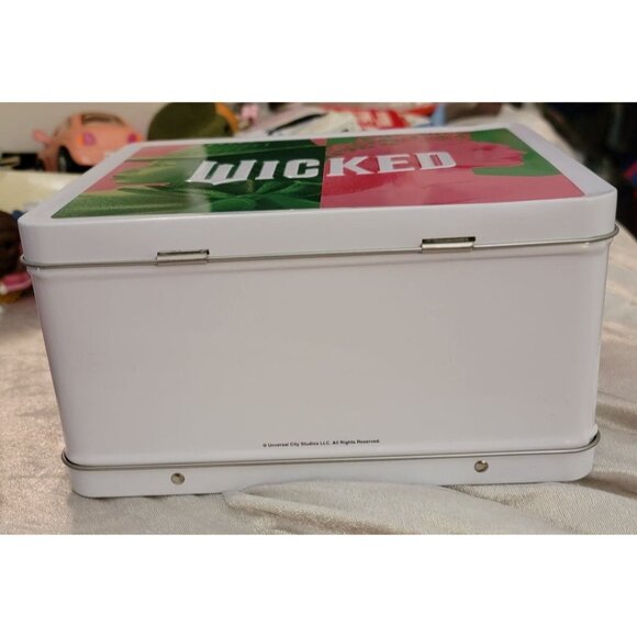 Wicked Musical Metal Lunchbox – Elphaba & Glinda Design – No Thermos - Picture 3 of 8